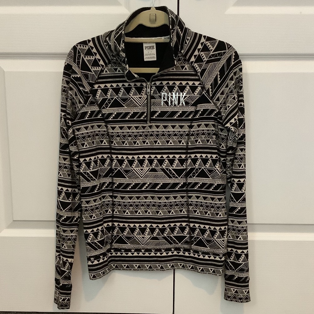 Athletic 1/4 zip long sleeve top
